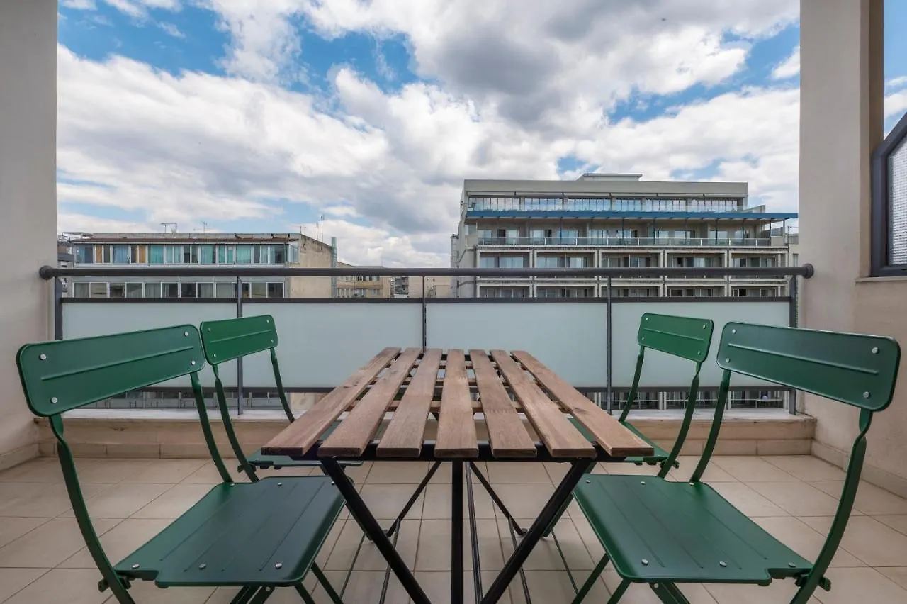 Kosmos Service Apartment City Center 5 With Additional Cost Parking Soluň